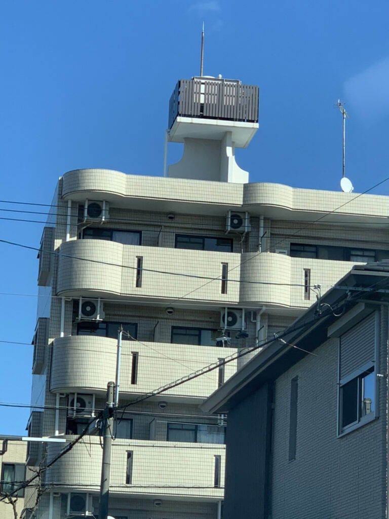 愛知県清須市西枇杷島町にてマンション塗装足場工事👷‍♀️